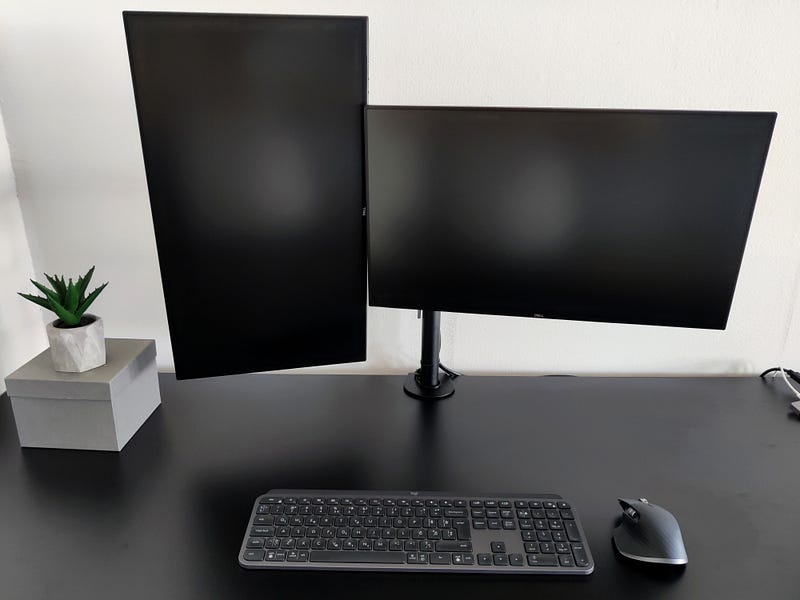 Image 1–2X Dell U2419H monitors (image by author)